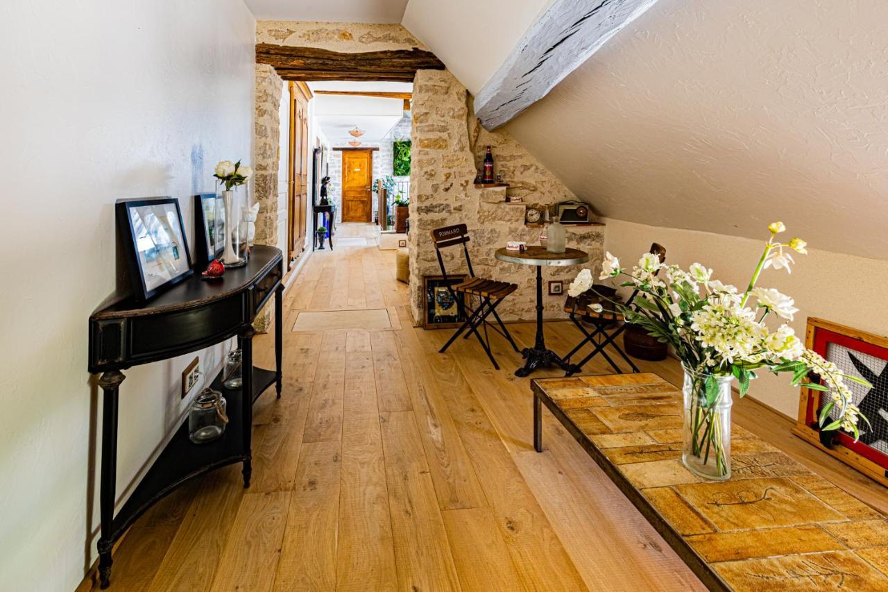 Bed and Breakfast Le Domaine Des Carriers Chevroches Exterior foto